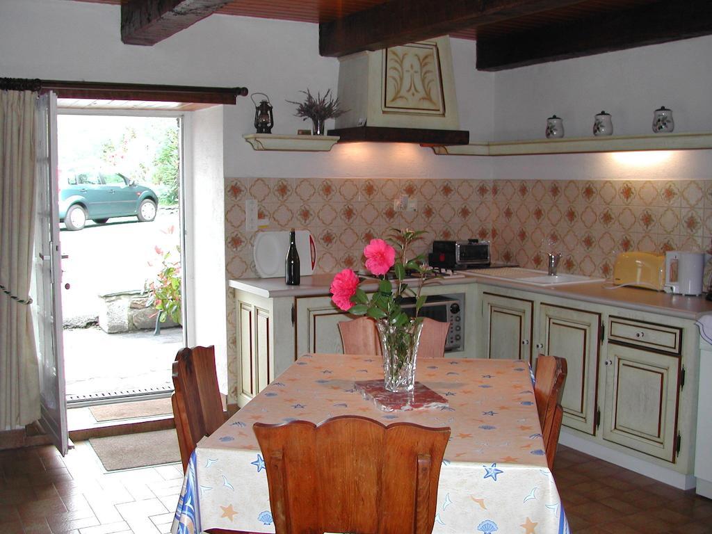 Les Gîtes de Garz Ar Bik Brasparts Chambre photo